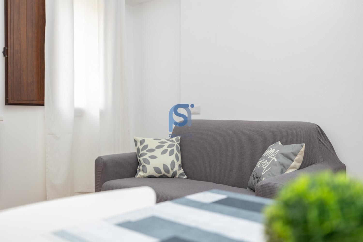 Ni Ni Apartments 체팔루 외부 사진