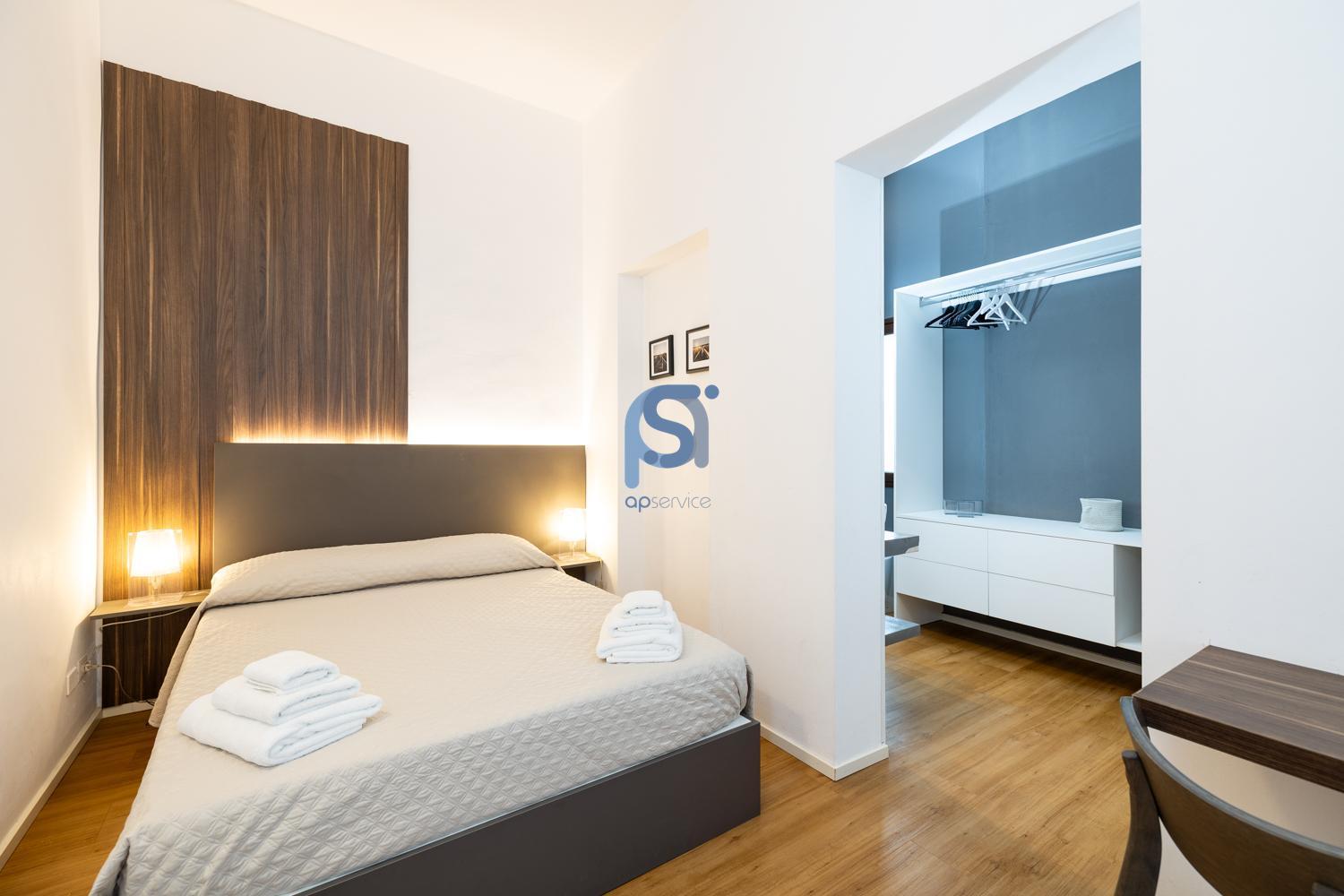 Ni Ni Apartments 체팔루 외부 사진