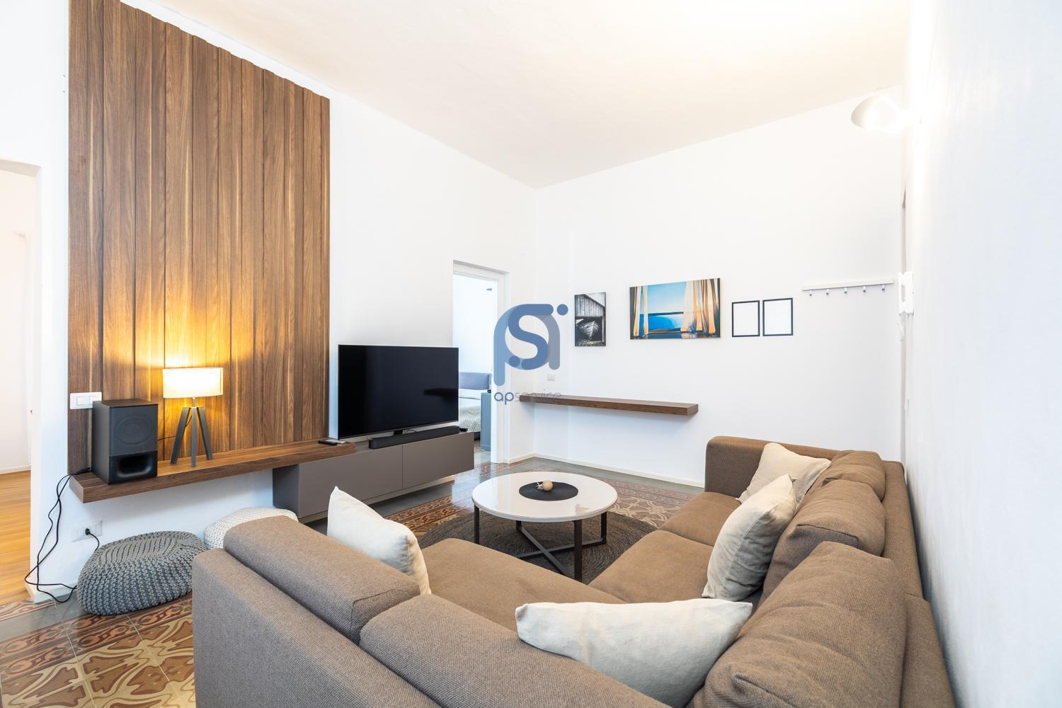 Ni Ni Apartments 체팔루 외부 사진